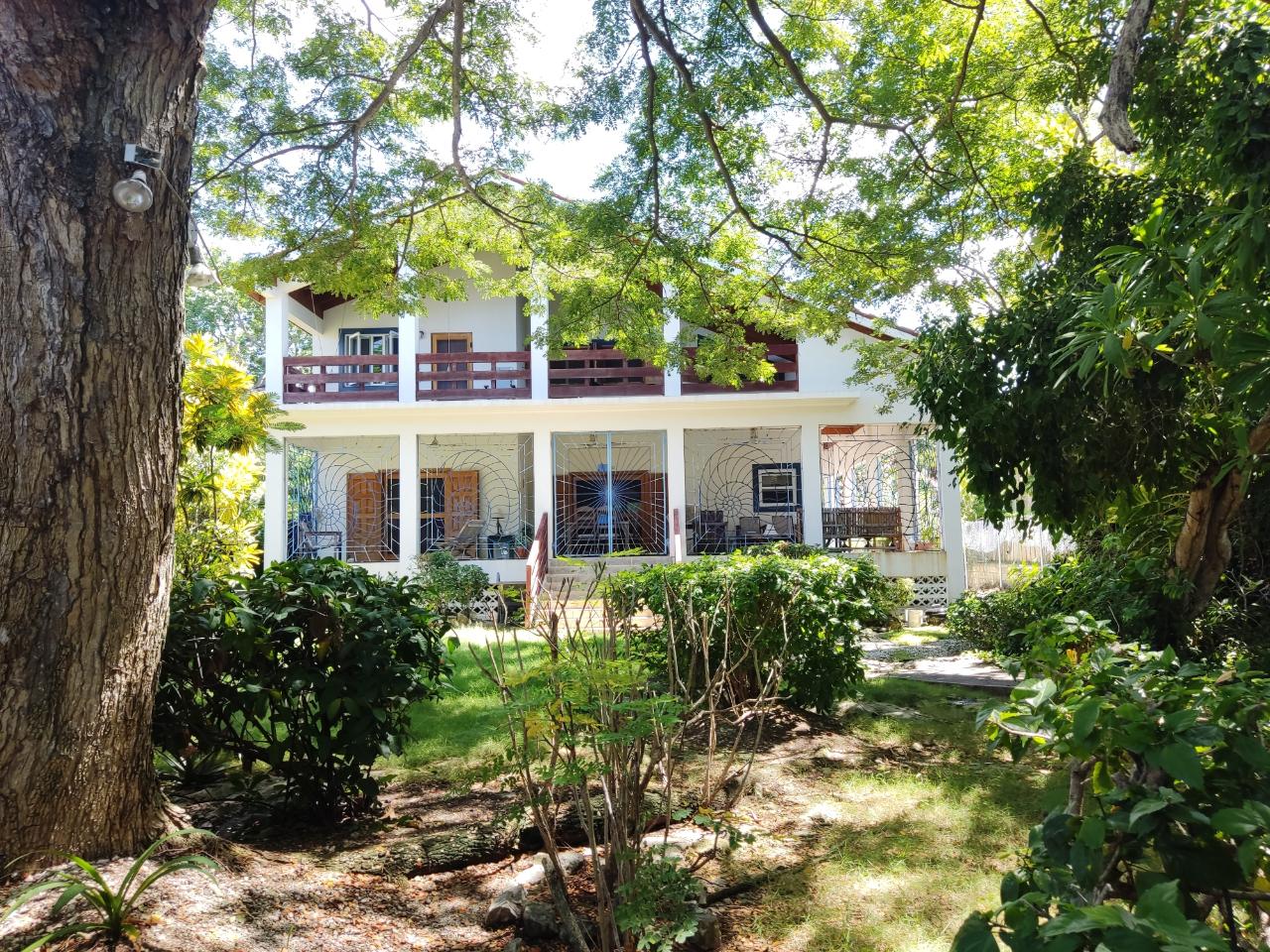 Stunning-Oceanfront-Villa-for-Sale-in-Westmoreland-Jamaica Seventh image of Westend Road in Negril, Westmoreland, Jamaica - property is For Sale