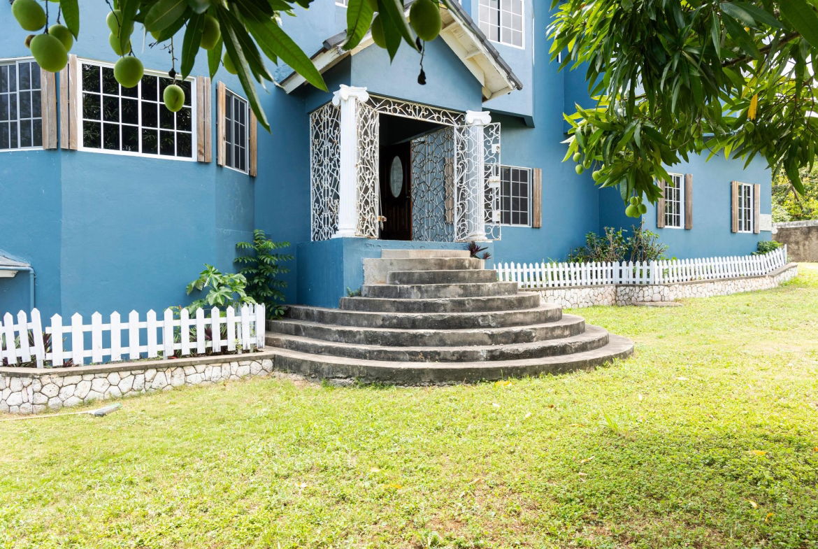 Seventeenth image of 114 Belvedere Drive , Kingsto in Kingston 19, St. Andrew, Jamaica - property is For Sale