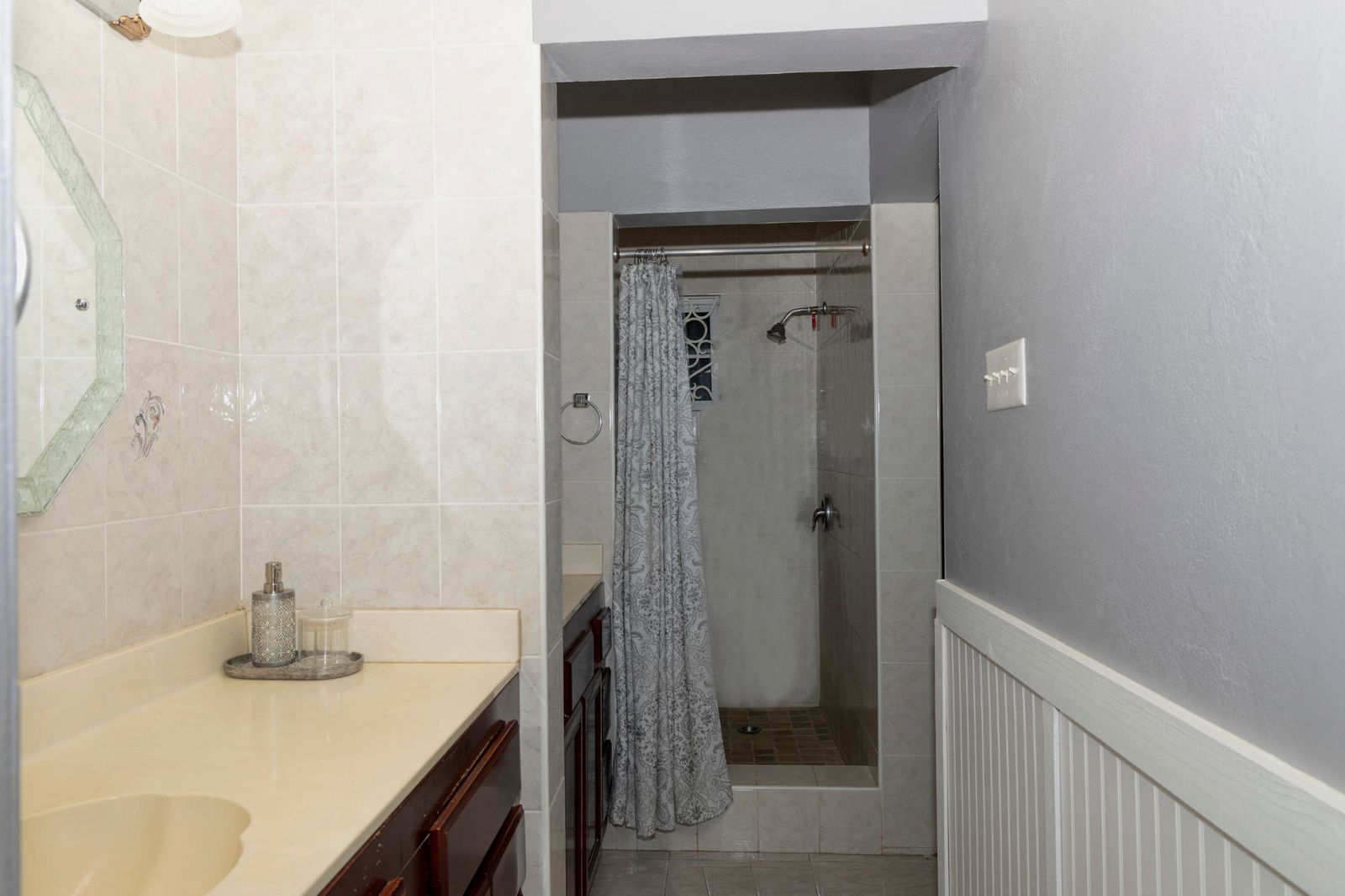 Eighth image of 114 Belvedere Drive , Kingsto in Kingston 19, St. Andrew, Jamaica - property is For Sale