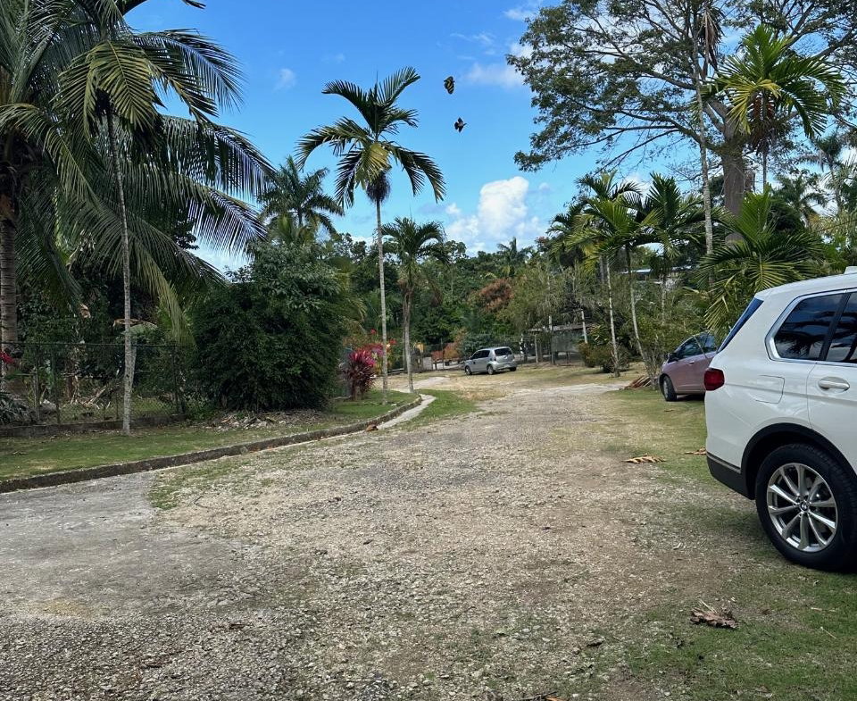 Ninth image of 15 Spring Garden in Reading, St. James, Jamaica - property is For Sale