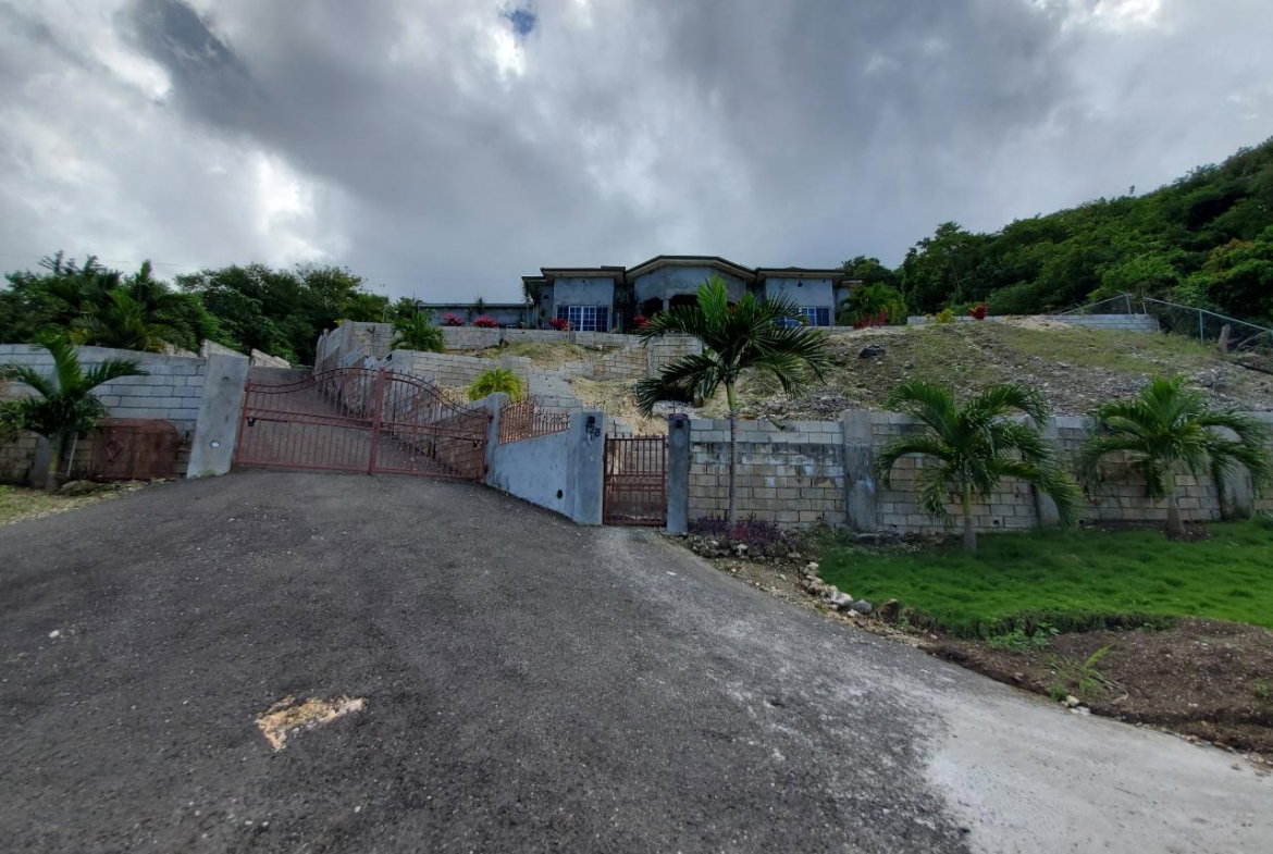 Seventh image of 127 Tanglewood in St. Ann's Bay, St. Ann, Jamaica - property is For Sale