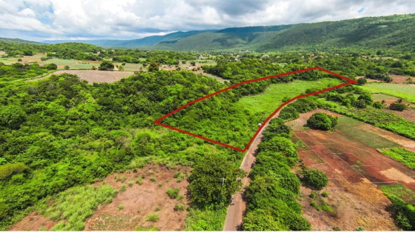 Eleventh image of Duff House, Manchester in Rowes Corner, Manchester, Jamaica - property is For Sale