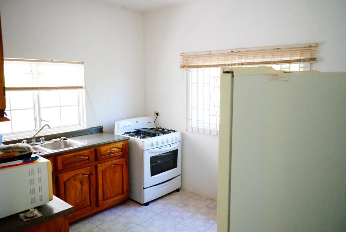 Seventh image of 91 Beadle Heights in Santa Cruz, St. Elizabeth, Jamaica - property is For Sale