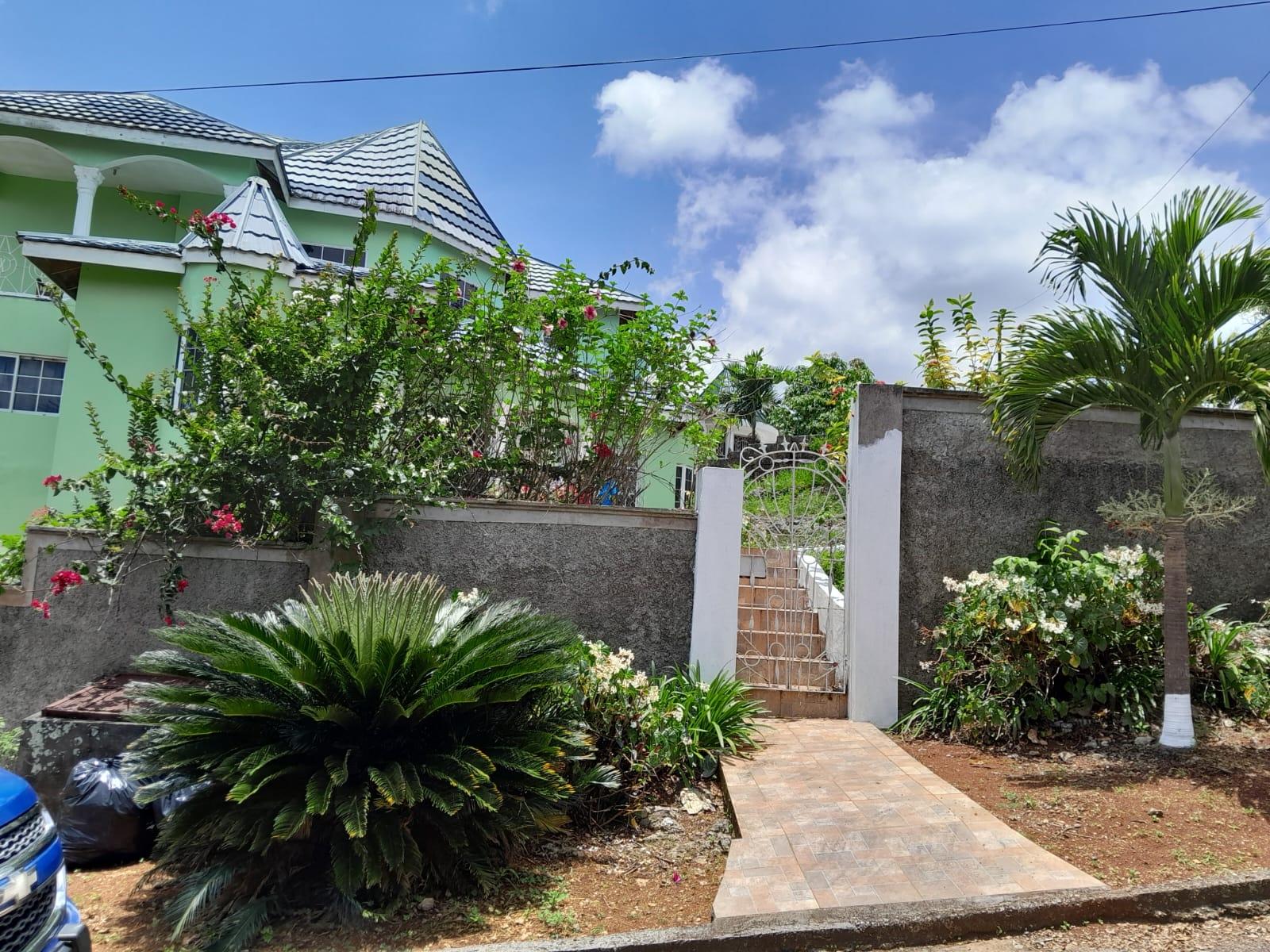 Stunning-Split-Level-Home-for-Sale-in-Mandeville-Jamaica Twenty-Third image of 33 Kristian Circle in Mandeville, Manchester, Jamaica - property is For Sale