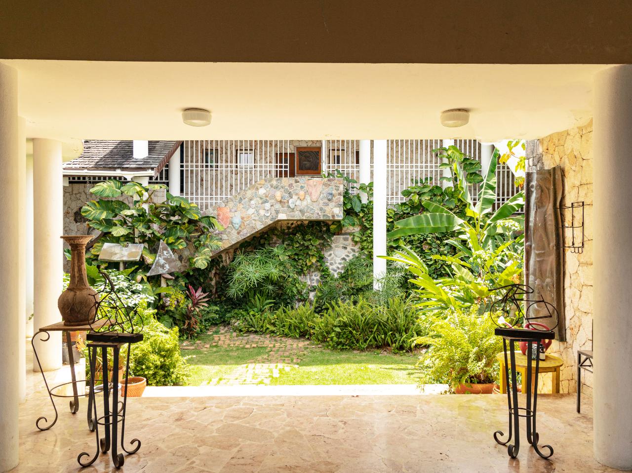 Eleventh image of 18 Hill Road in Kingston 8, St. Andrew, Jamaica - property is For Sale