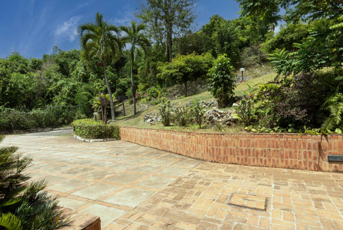 Third image of 18 Hill Road in Kingston 8, St. Andrew, Jamaica - property is For Sale