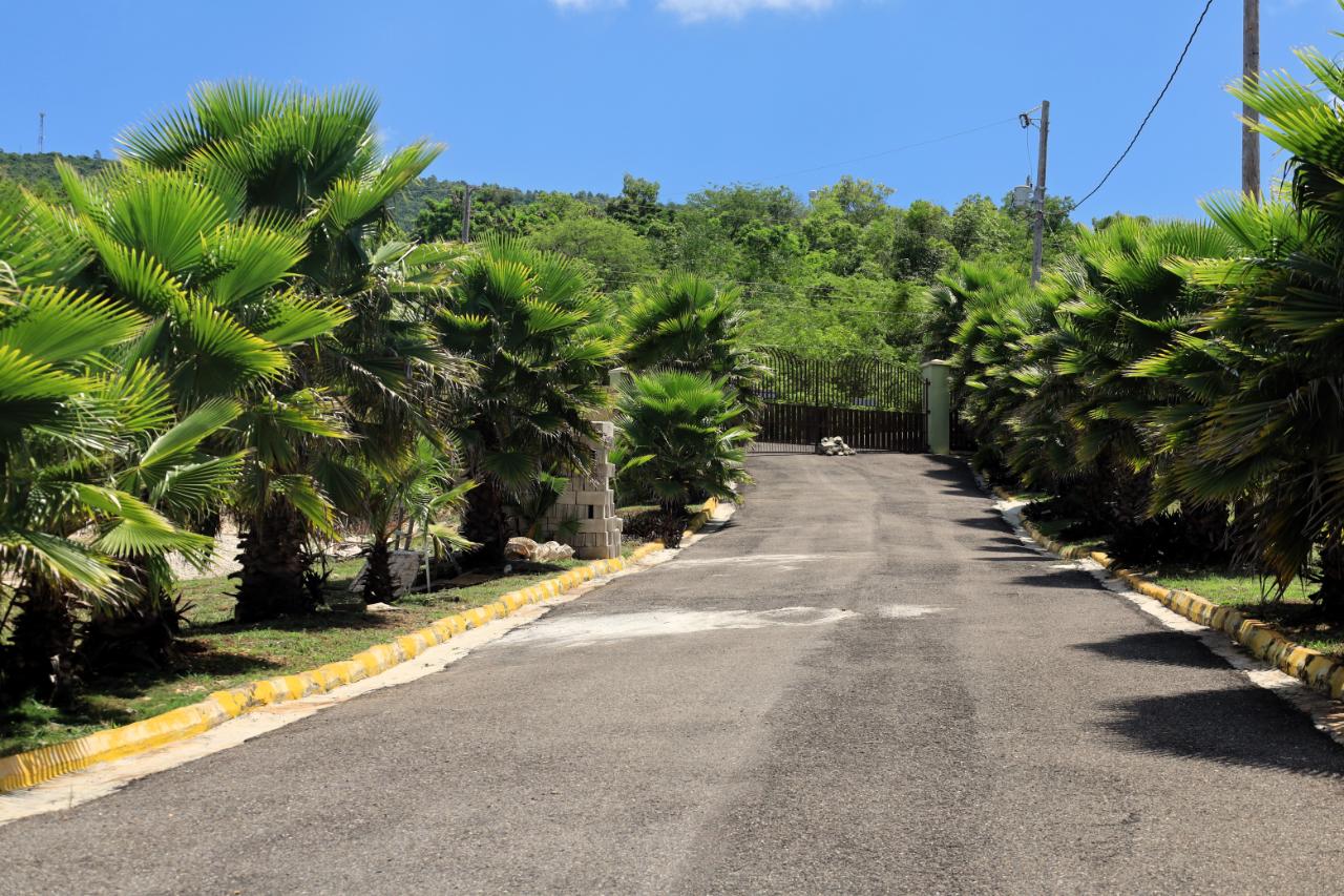 Tenth image of 39 a, Mountain View Boule in Gutters, Manchester, Jamaica - property is For Sale