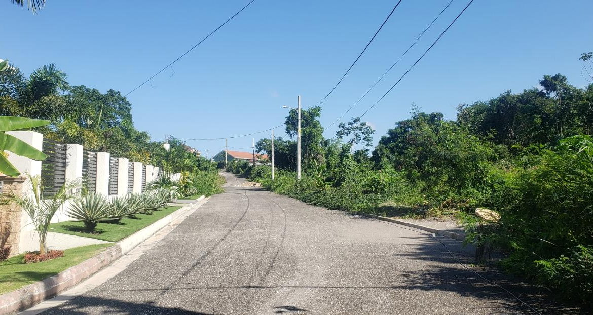 Seventeenth image of Th2-2 Mansfield Drive, st Ann in Ocho Rios, St. Ann, Jamaica - property is For Sale