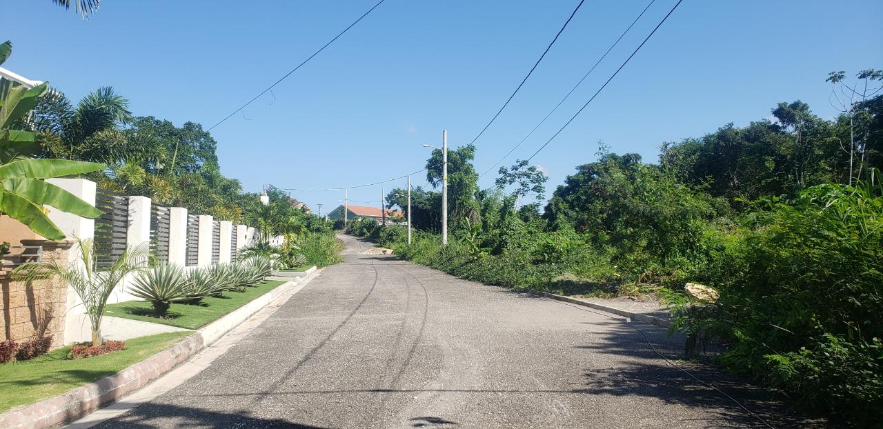 Seventeenth image of Th2-2 Mansfield Drive, st Ann in Ocho Rios, St. Ann, Jamaica - property is For Sale