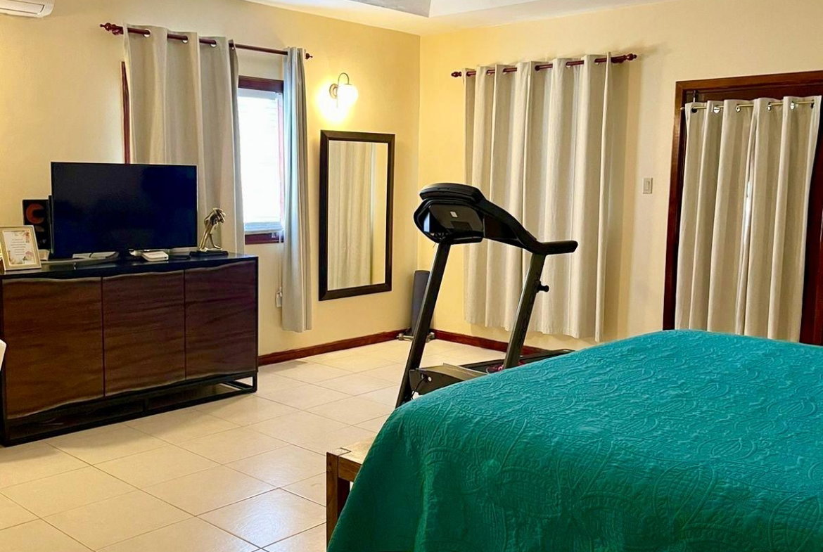Eighteenth image of 53 Paddington Terrace in Kingston 6, St. Andrew, Jamaica - property is For Sale