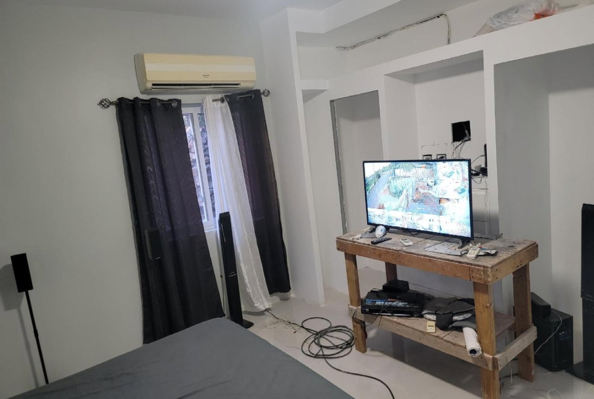 Sixth image of 2-1 - 3 Stanley Terrace in Kingston 19, St. Andrew, Jamaica - property is For Sale