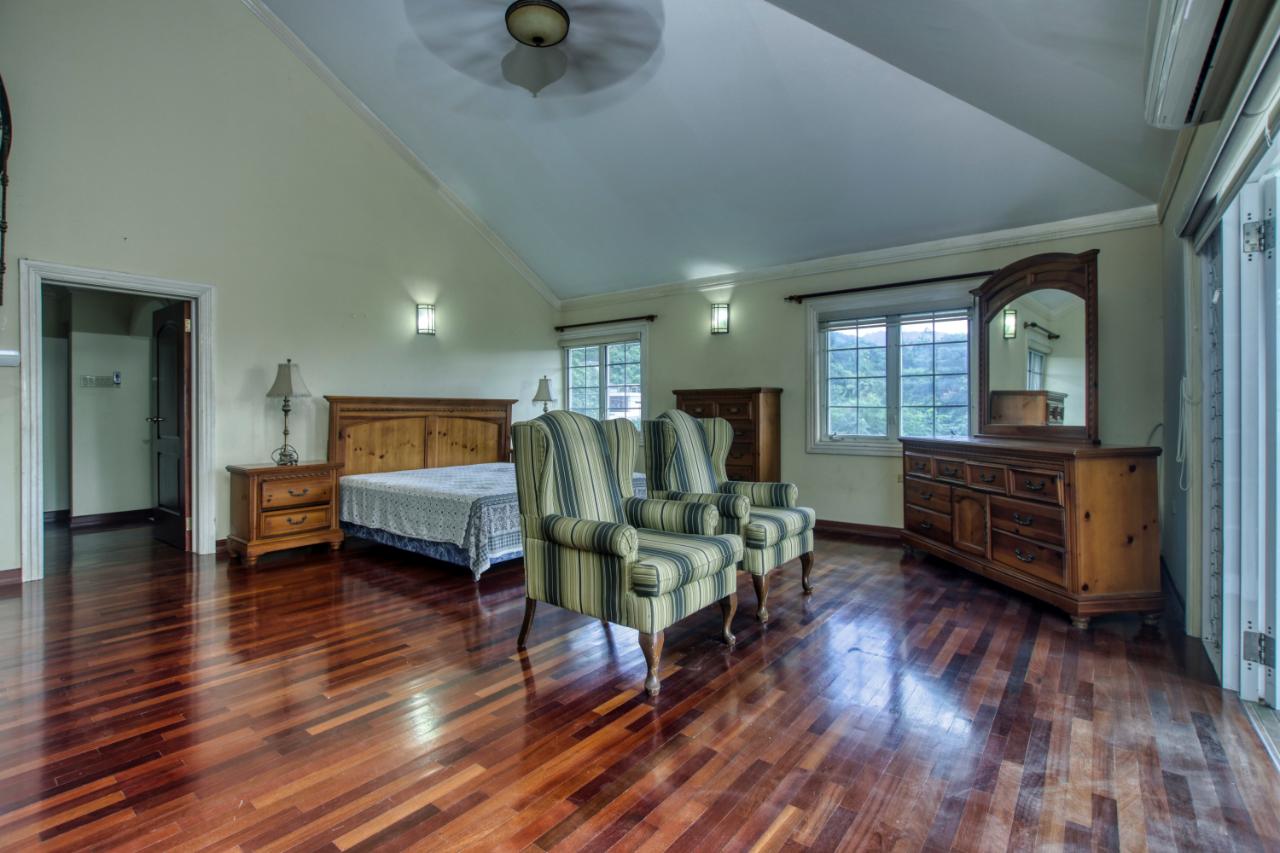 Seventeenth image of 12 Plymouth Avenue in Kingston 6, St. Andrew, Jamaica - property is For Sale