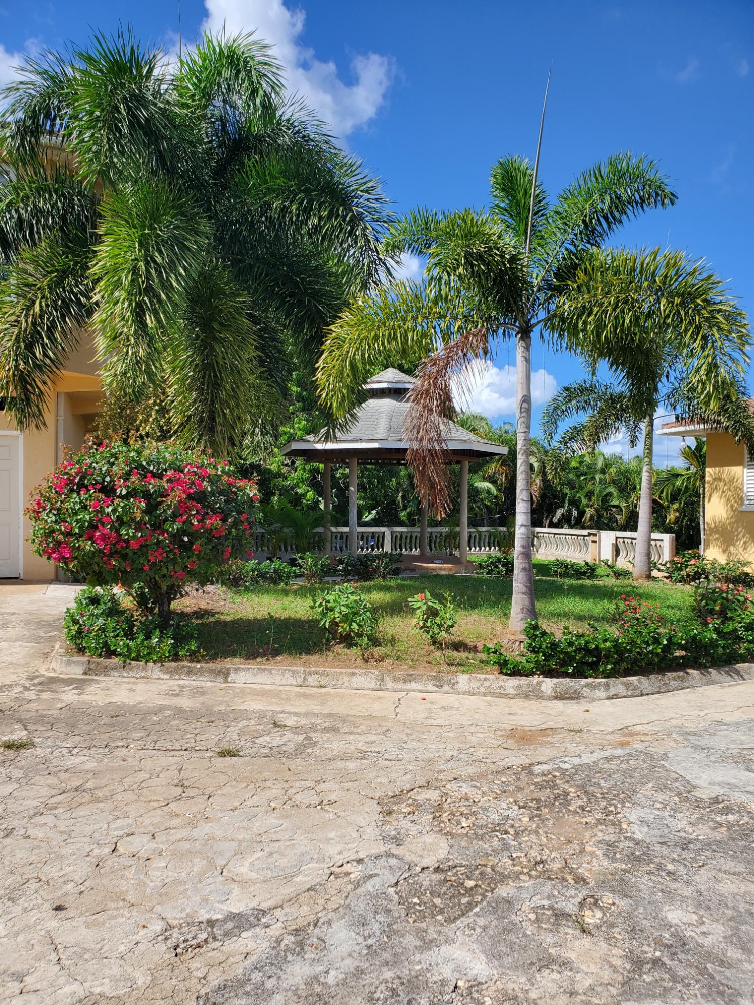 Third image of Four Paths/turners in CHAPELTON, Clarendon, Jamaica - property is For Sale
