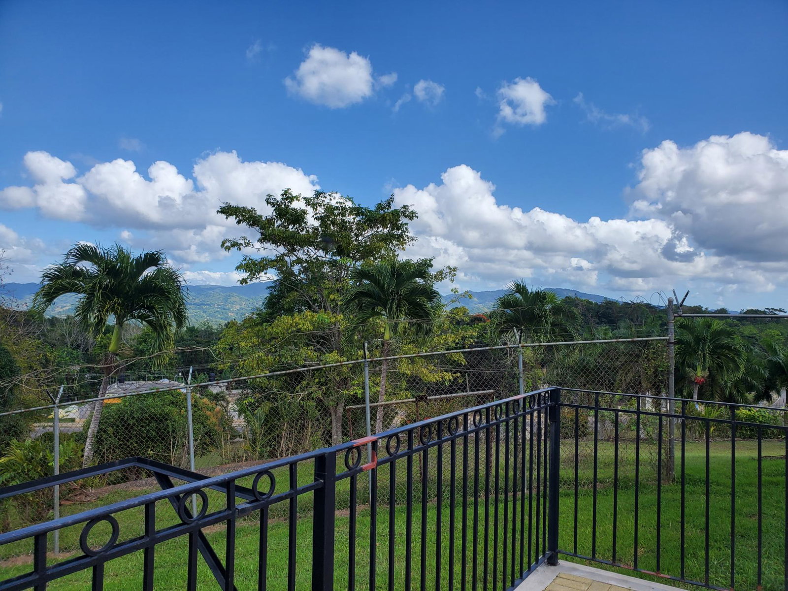 Fourth image of Four Paths/turners in CHAPELTON, Clarendon, Jamaica - property is For Sale