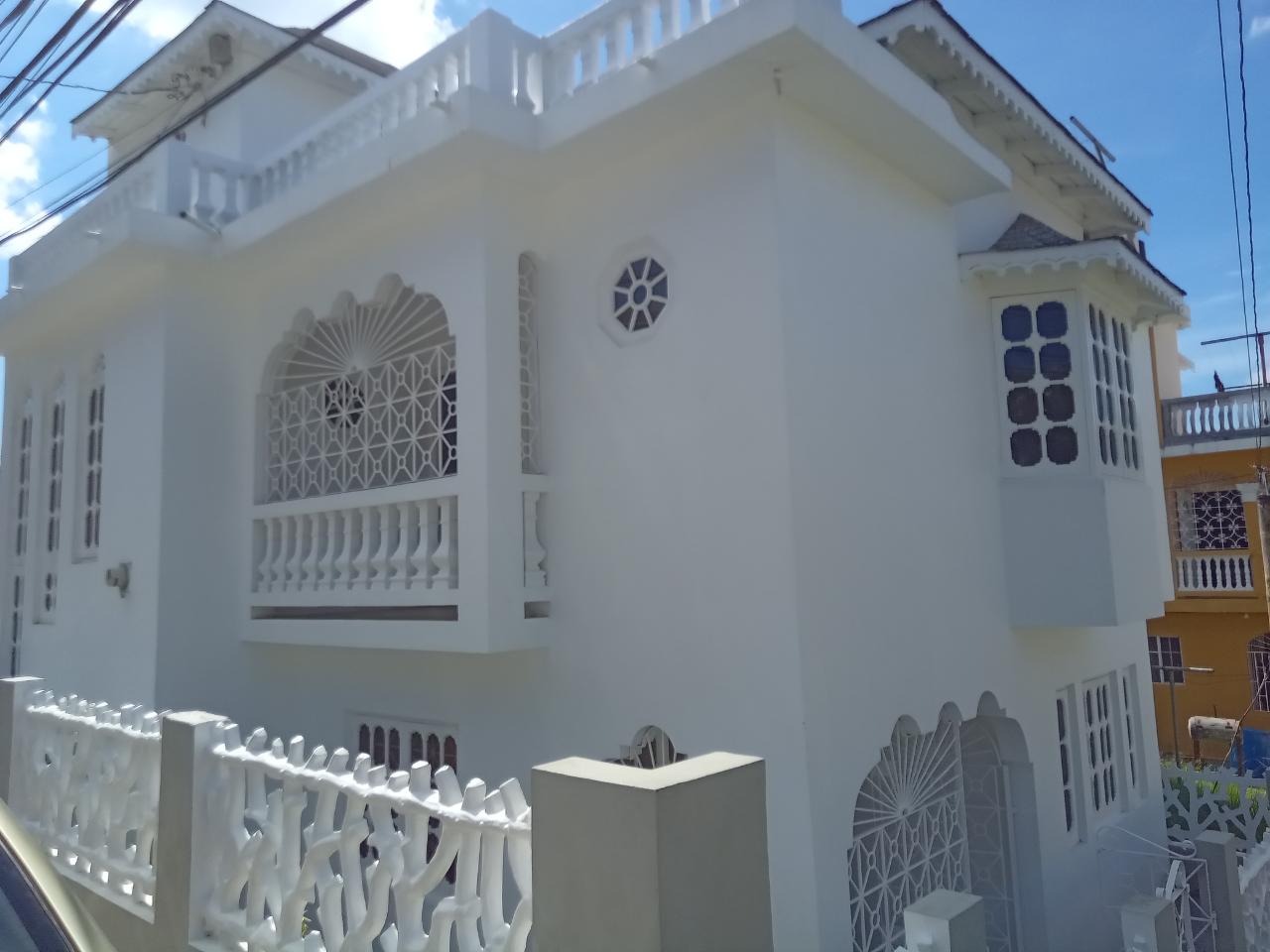 Stunning-Villa-for-Sale-in-Cornwall-Courts-Montego-Bay Twenty-Second image of 405-405 Bahamas Ave in Cornwall Courts, St. James, Jamaica - property is For Sale