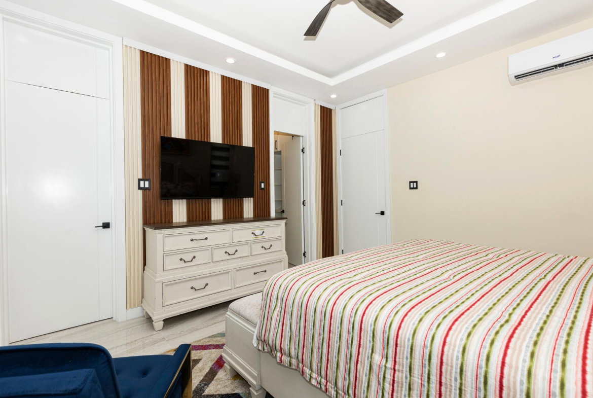 Sixth image of 403-29 Salisbury Avenue in Kingston 6, St. Andrew, Jamaica - property is For Rent