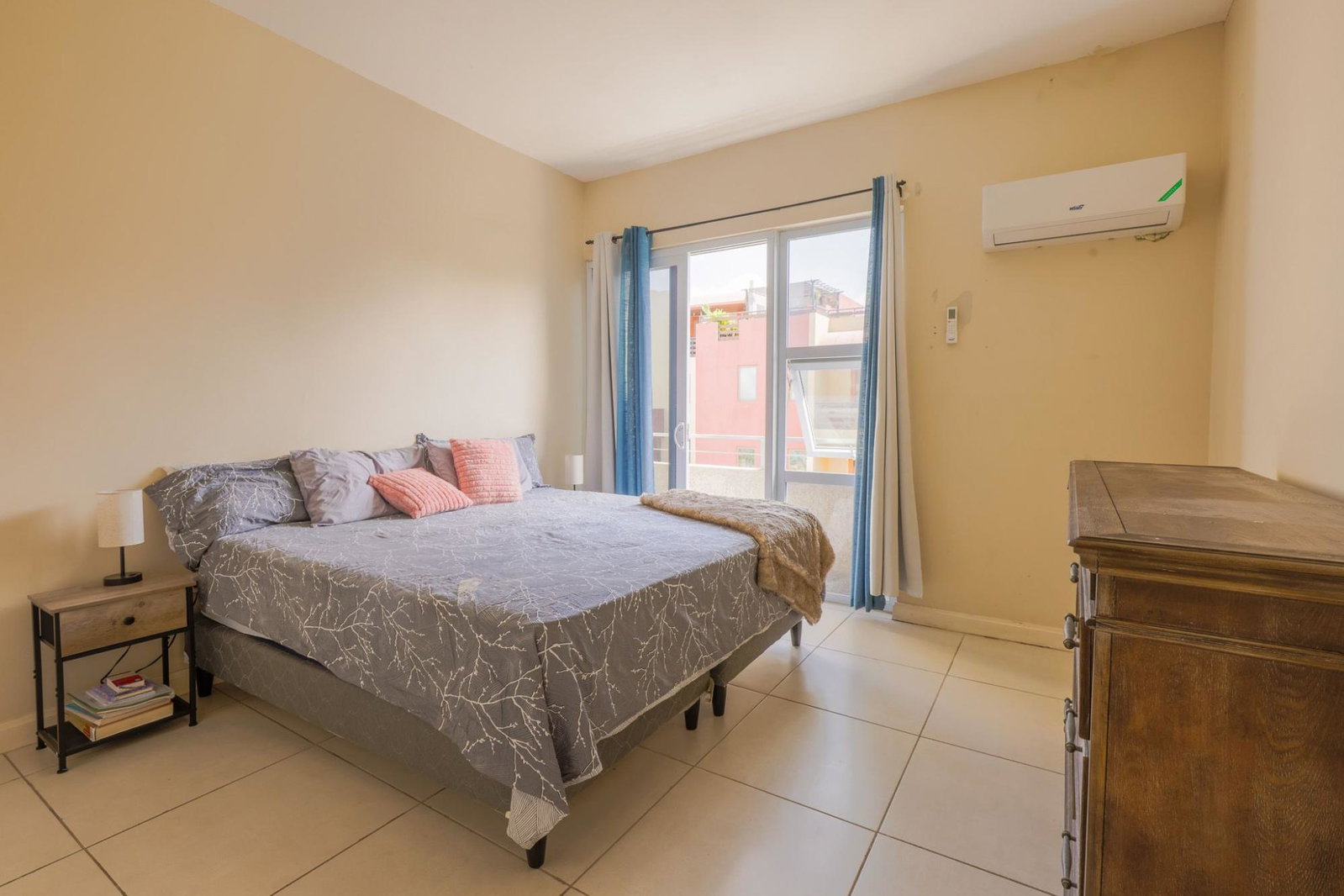 Sixth image of 2-6 Comlin Bank Road in NEW KINGSTON, St. Andrew, Jamaica - property is For Rent