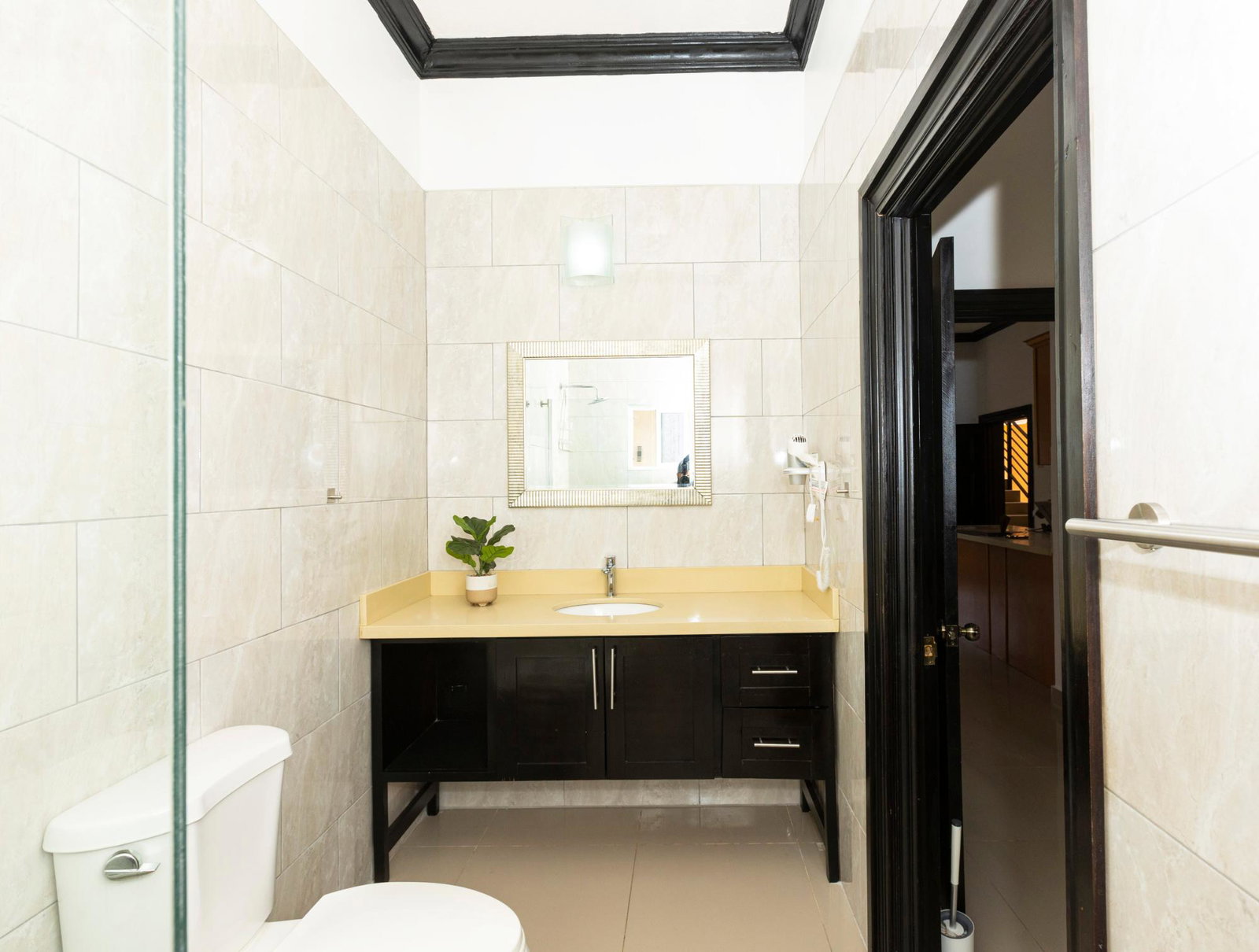 Fourteenth image of 8-11 1/2 Grosvenor Terrace in Kingston 8, St. Andrew, Jamaica - property is For Sale