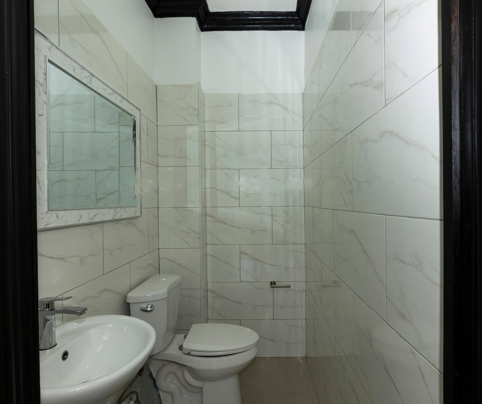 Fifteenth image of 8-11 1/2 Grosvenor Terrace in Kingston 8, St. Andrew, Jamaica - property is For Sale