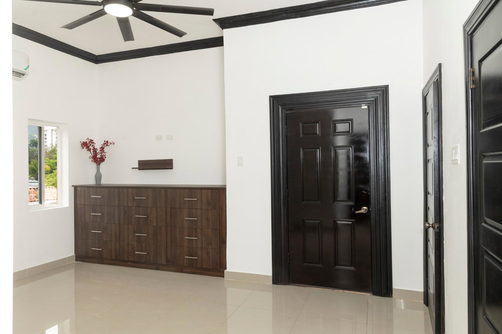 Ninth image of 8-11 1/2 Grosvenor Terrace in Kingston 8, St. Andrew, Jamaica - property is For Sale