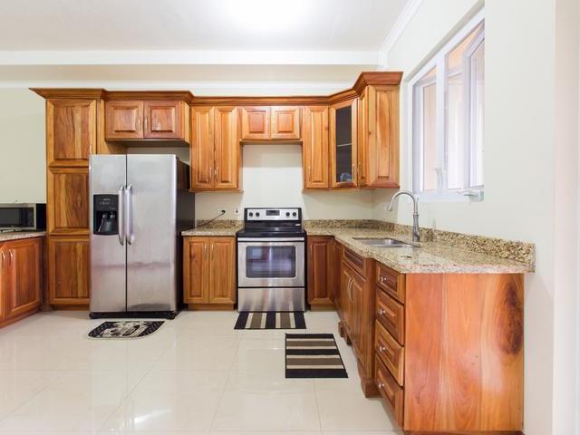 Third image of 6- Annette Crescent in Kingston 10, St. Andrew, Jamaica - property is For Rent
