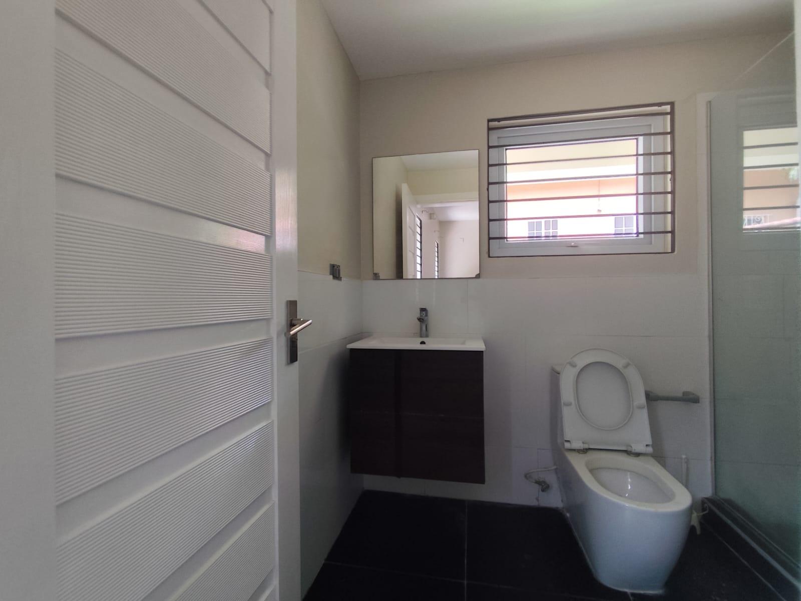 Stylish-2-Bedroom-Unit-for-Rent-in-Jamaica-Highland-Drive Tenth image of Unit 2-2g Highland Drive in Havendale, St. Andrew, Jamaica - property is For Rent