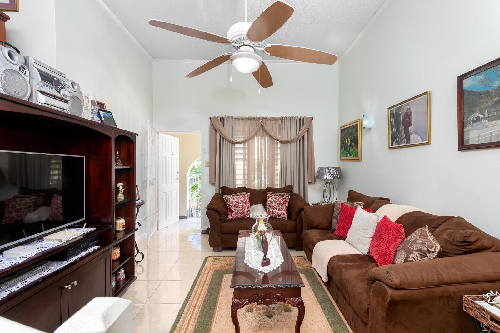 Stylish-2nd-Floor-Apartment-for-Sale-at-The-Aspen-St.-Andrew-Jamaica Sixth image of 8-8 Chopin Avenue, The Aspen in Kingston 8, St. Andrew, Jamaica - property is For Sale