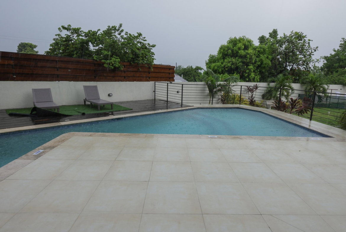 Seventeenth image of 17-71 Border Avenue in Kingston 19, St. Andrew, Jamaica - property is For Rent