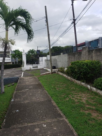 Seventeenth image of 20-36 Acadia Drive in Kingston 6, St. Andrew, Jamaica - property is For Rent
