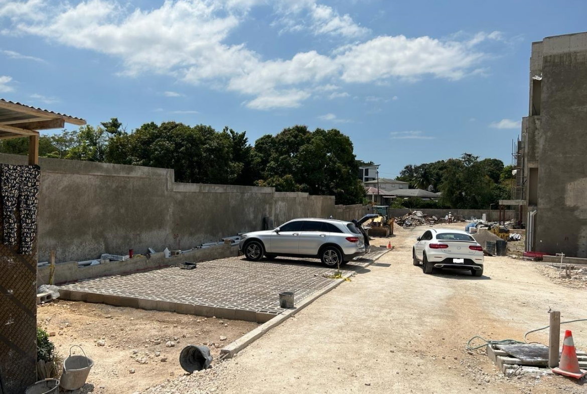 Fourth image of 104-12 Dulwich Drive in Kingston 8, St. Andrew, Jamaica - property is For Sale