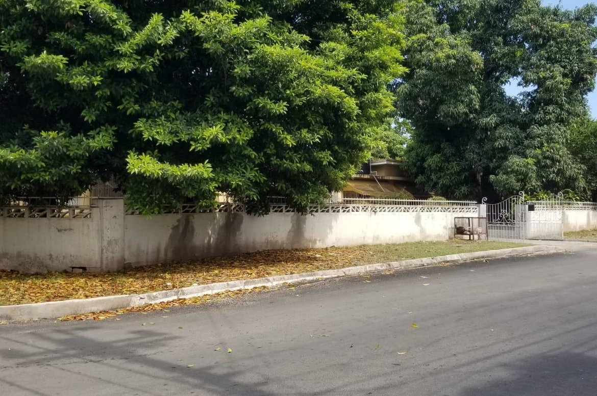 Eighth image of 20 Mapleleaf Avenue in KINGSTON, Kingston, Jamaica - property is For Sale