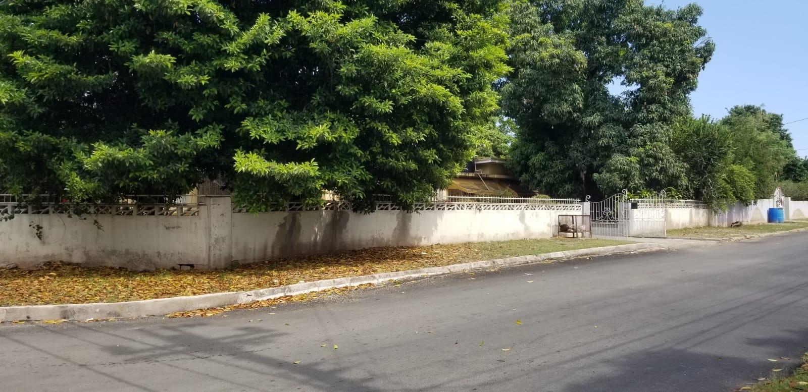 Eighth image of 20 Mapleleaf Avenue in KINGSTON, Kingston, Jamaica - property is For Sale