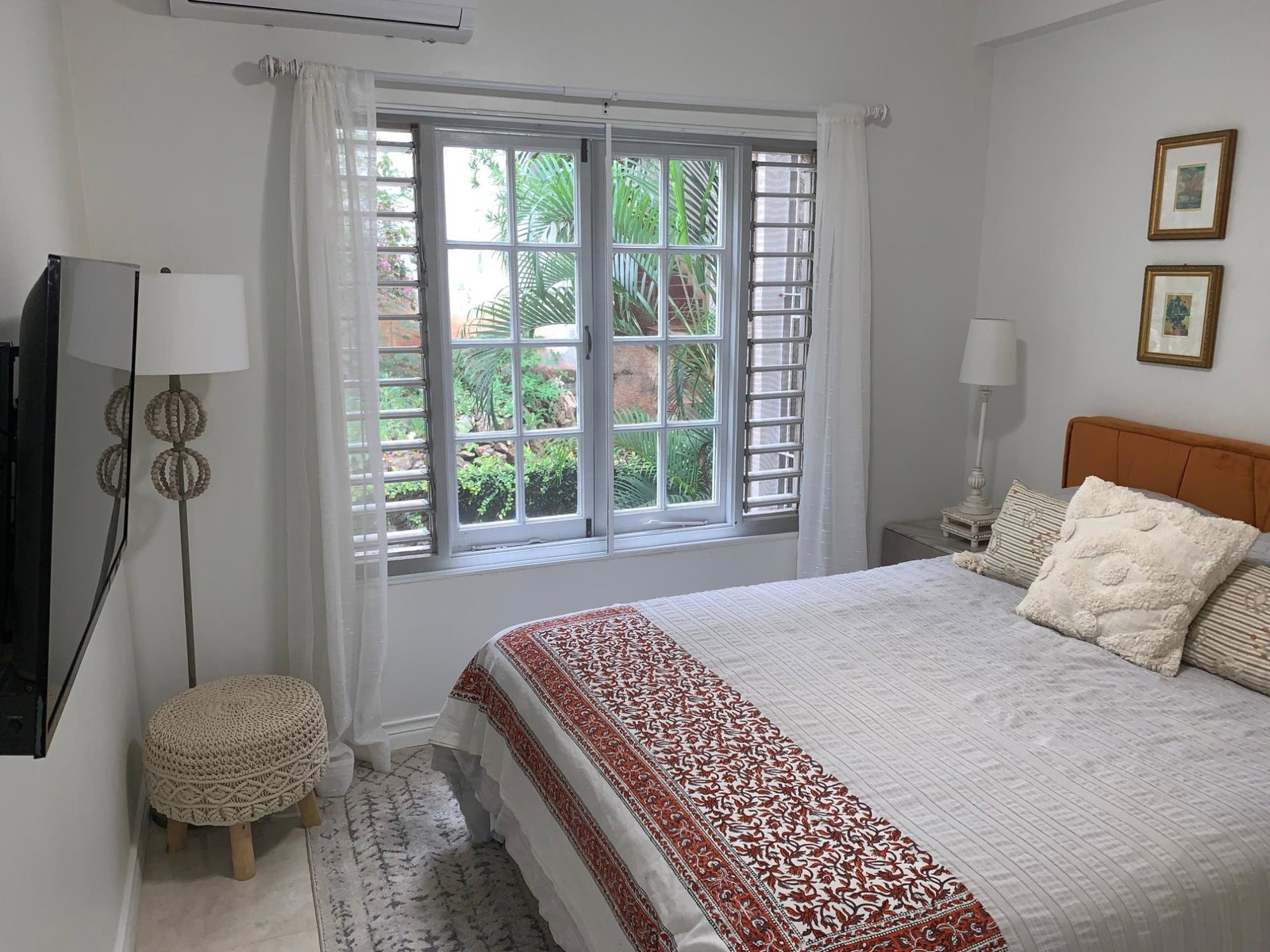 Seventh image of 6 Hillside Drive in Red Hills, St. Andrew, Jamaica - property is For Sale