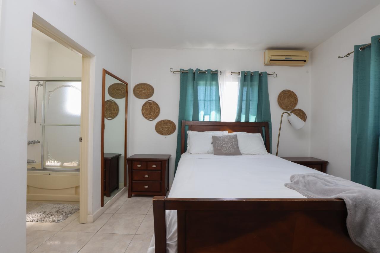 Third image of 19-38 Kensington Crescent in NEW KINGSTON, St. Andrew, Jamaica - property is For Rent