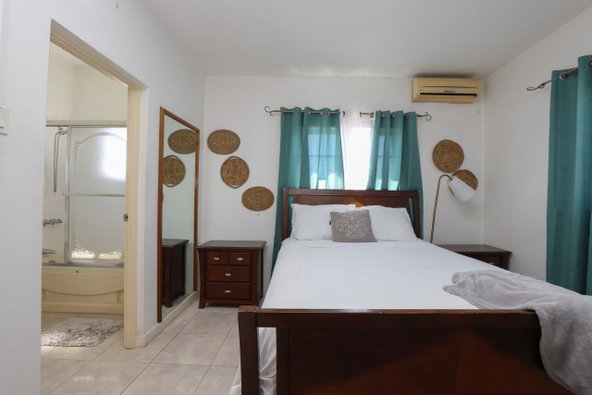 Third image of 19-38 Kensington Crescent in NEW KINGSTON, St. Andrew, Jamaica - property is For Rent