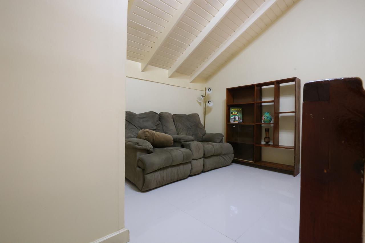 Seventh image of 19-38 Kensington Crescent in NEW KINGSTON, St. Andrew, Jamaica - property is For Rent