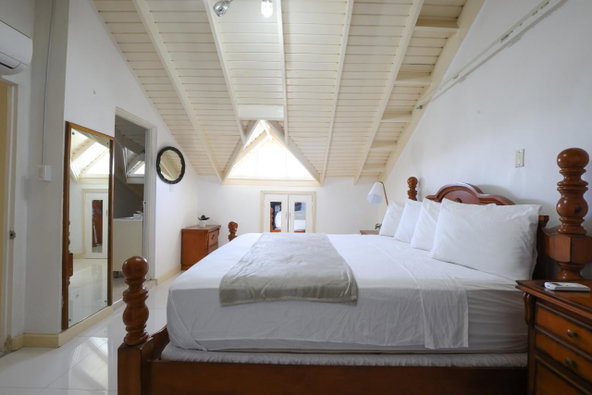 Ninth image of 19-38 Kensington Crescent in NEW KINGSTON, St. Andrew, Jamaica - property is For Rent