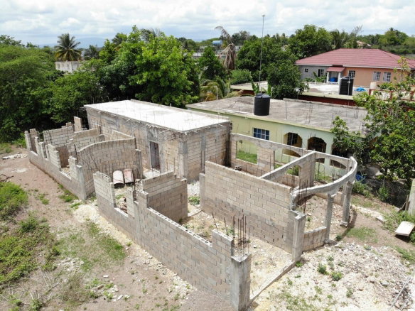 First image of 13 Woodpecker Drive in Pridees, Clarendon, Jamaica - property is For Sale