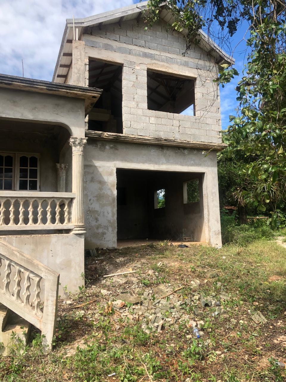 First image of Steven Run in Stevens Run, St. Elizabeth, Jamaica - property is For Sale