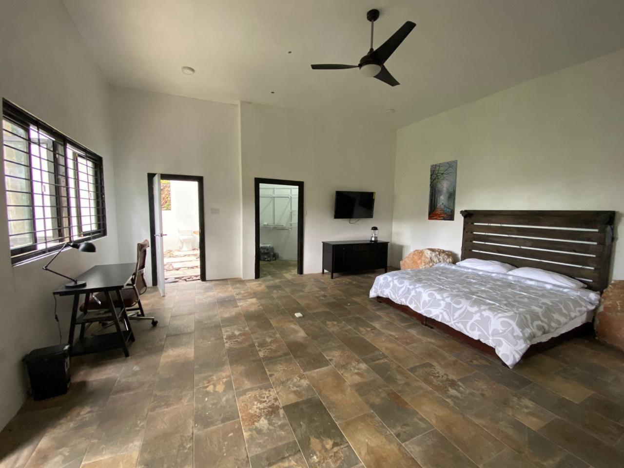 Sixth image of 1b Seaview Road in Kingston 9, St. Andrew, Jamaica - property is For Rent