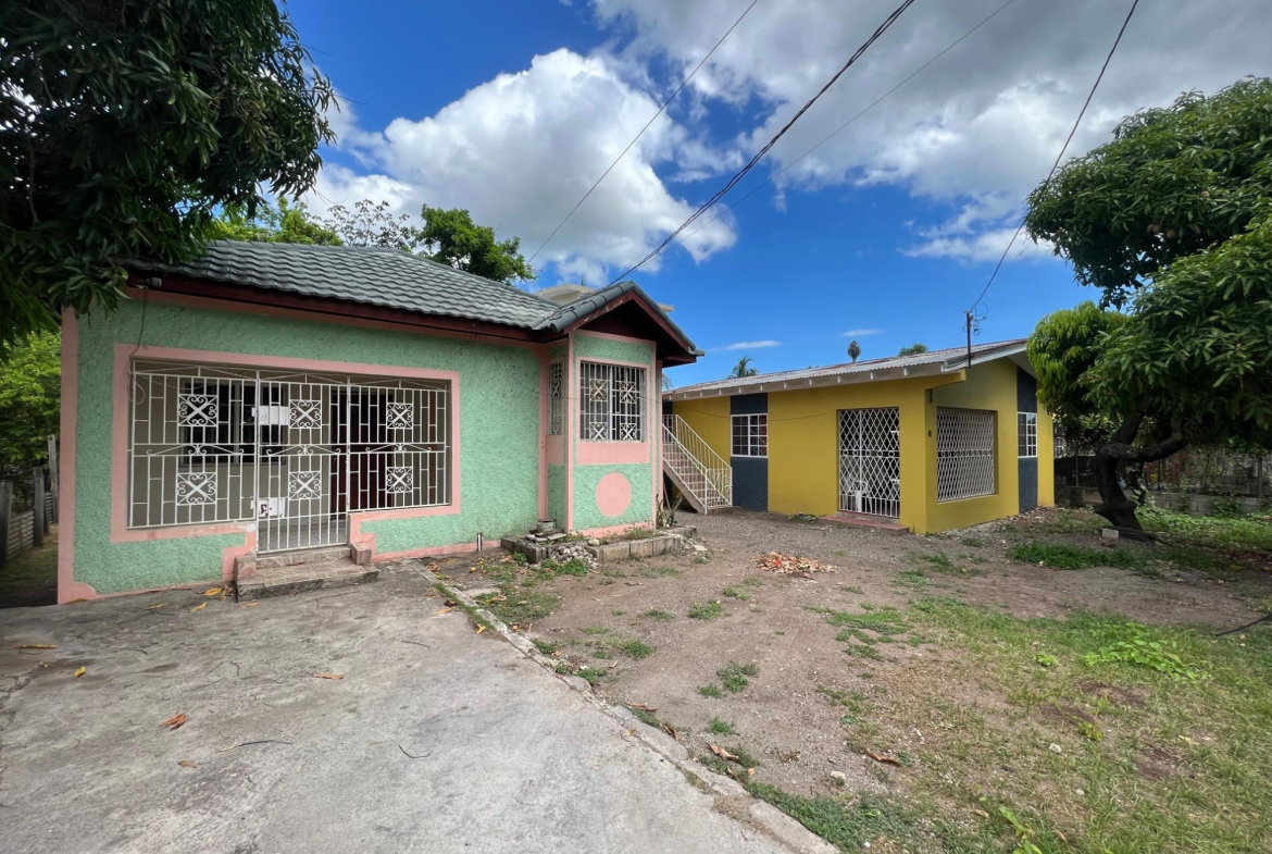 First image of 47 Darlington Drive in Old Harbour, St. Catherine, Jamaica - property is For Sale