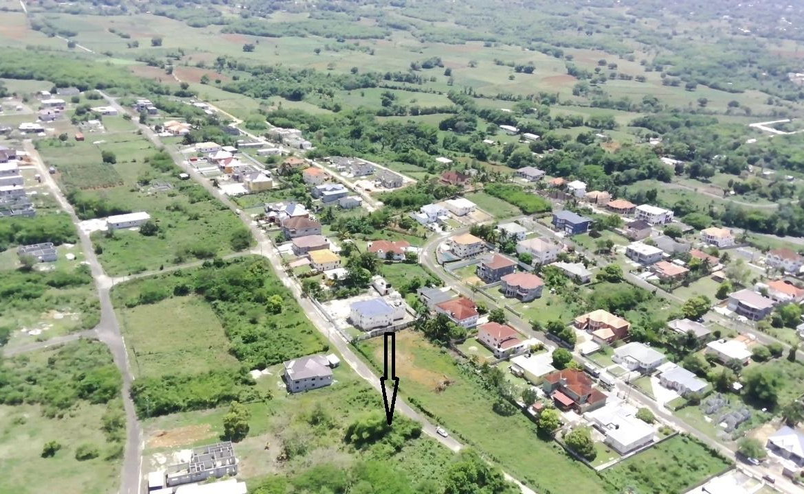 Fourth image of 27 Boxwood in Santa Cruz, St. Elizabeth, Jamaica - property is For Sale