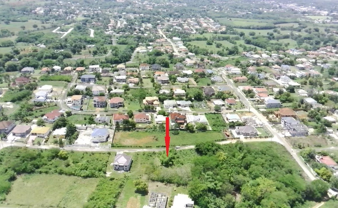 Fifth image of 27 Boxwood in Santa Cruz, St. Elizabeth, Jamaica - property is For Sale