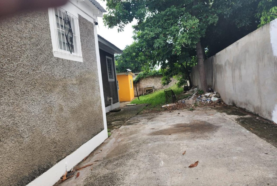 Second image of 7 Central Avenue in Vineyard Town, St. Andrew, Jamaica - property is For Sale