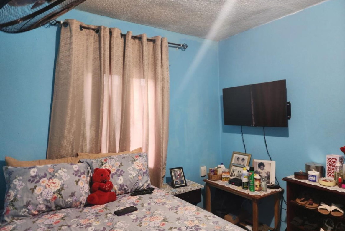 Eighth image of 7 Central Avenue in Vineyard Town, St. Andrew, Jamaica - property is For Sale