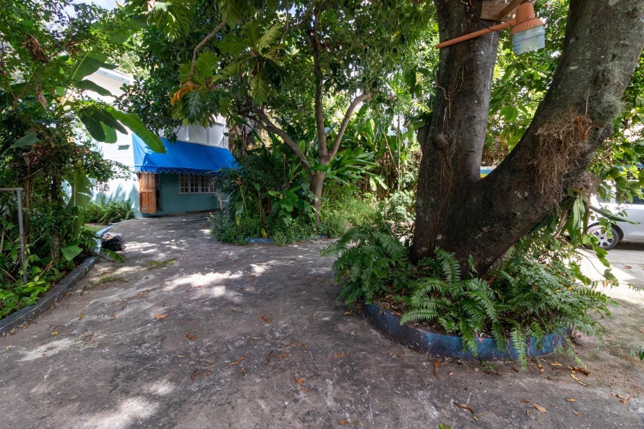Twelfth image of 2 Gwendon Park Avenue in Kingston 6, St. Andrew, Jamaica - property is For Sale