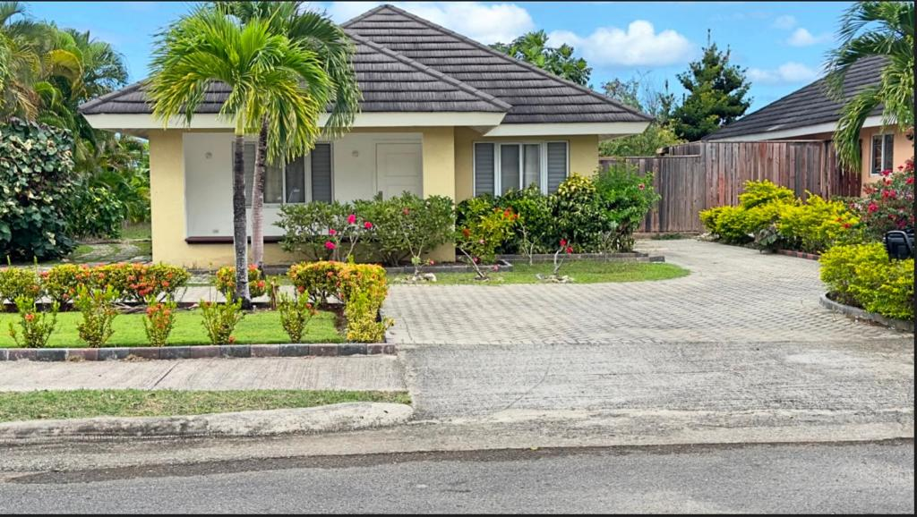 Top 10 Private Communities in Jamaica for Expats and Locals 6 The Palms