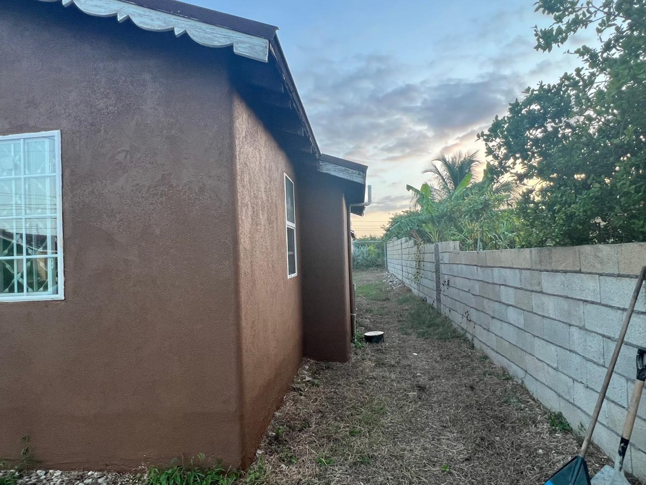 Fifth image of 537 New Harbour Village Ph. 1 in Old Harbour, St. Catherine, Jamaica - property is For Rent