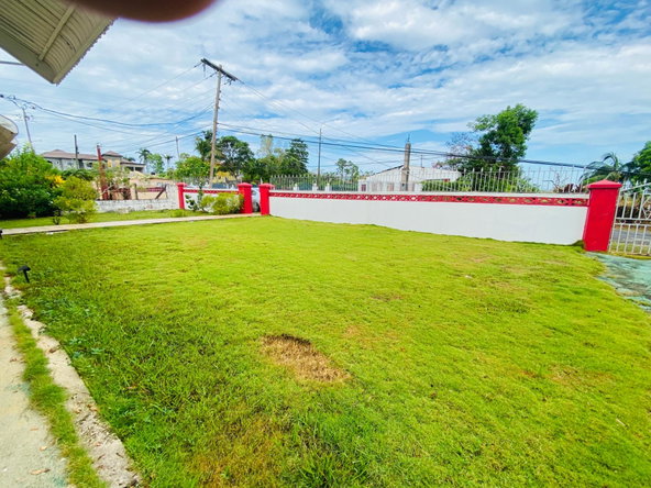 Fourth image of 298-299 Oak Drive in Santa Cruz, St. Elizabeth, Jamaica - property is For Sale