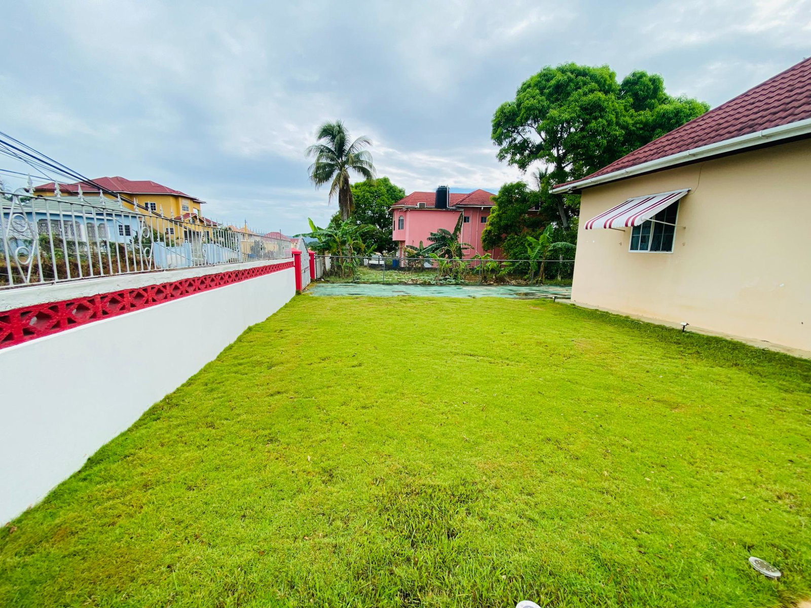 Ninth image of 298-299 Oak Drive in Santa Cruz, St. Elizabeth, Jamaica - property is For Sale